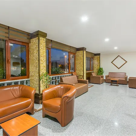 Ξενοδοχείο Oz 3*