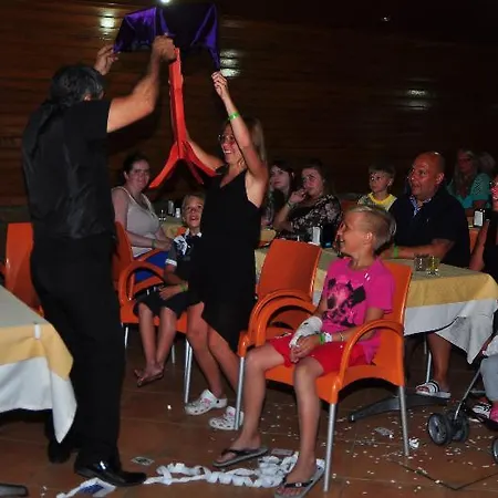 Ξενοδοχείο Oz 3*